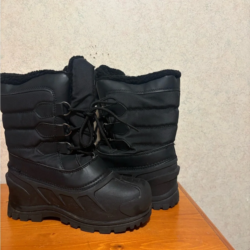 Itasca Black Winter Boots Waterproof Snow Boot with Thinsulate Kids Size 3